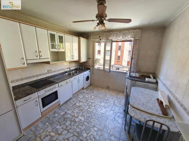¿PAGAR ALQUILER O INVERTIR? PISO JUNTO A LAS UNIVERSIDADES--67m2-Amplia Cocina-Salón-2hab-Baño con ducha — 9