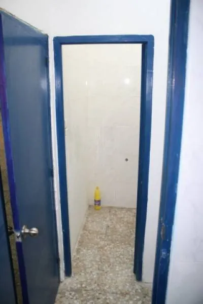 Alquiler local comercial en Orihuela, 120 m2. de superficie,  con 1 aseo. — 10