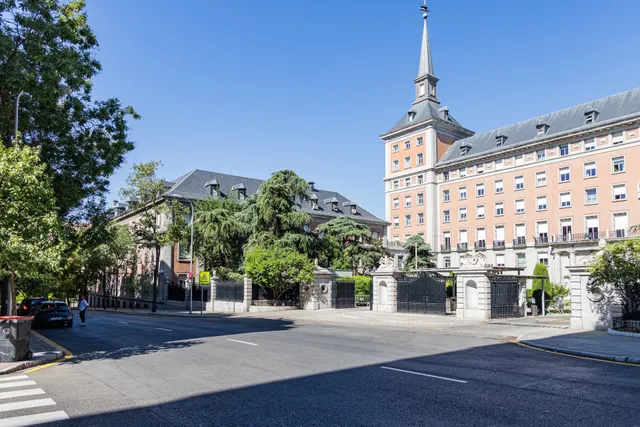 Piso 1 habitación 30m² en venta - Argüelles — 19