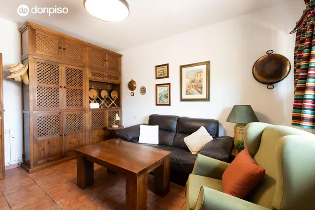 Chalet pareado con piscina, jardín y bonitas vistas a Granada en La Zubia — 15