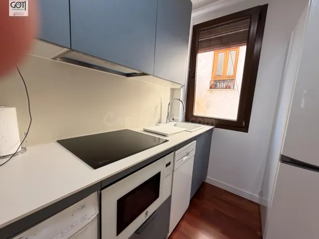 Acogedor Apartamento Reformado en el Corazón de Granada — 5