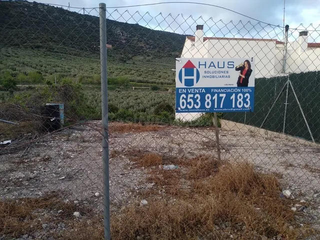 Se vende solar en Doña Mencía - foto 2