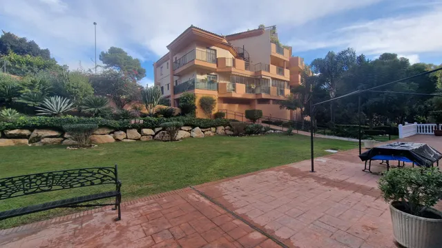 EL PLACER EXCLUSIVO DE VIVIR EN UN ATICO — 33