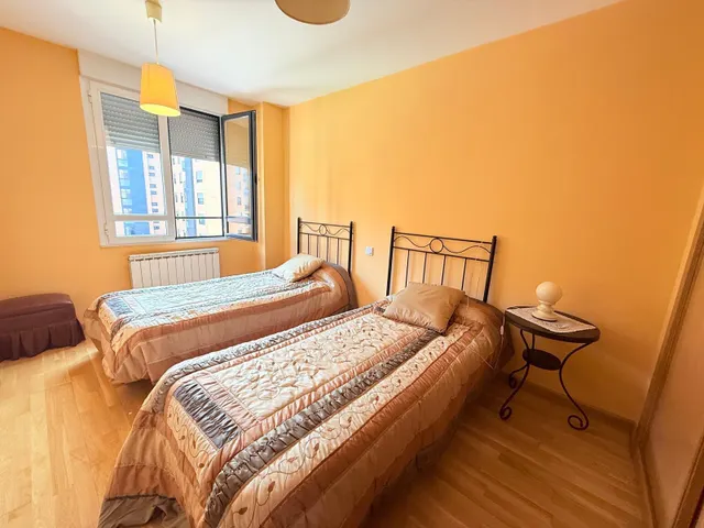 Amplio y moderno apartamento en La Rosaleda, Ponferrada - €700/mes — 14