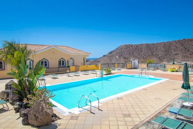 Exclusivo apartamento con amplia terraza y vistas al mar en Loma Verde — 37