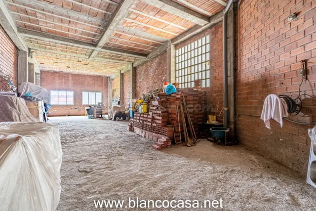 Local Comercial muy bien situado