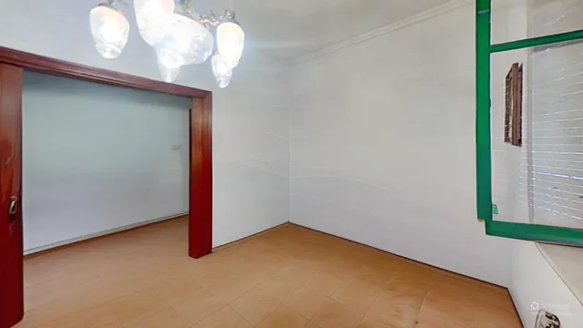 Amplia vivienda en las faldas del castillo de Santa Barbara — 29