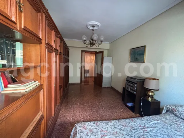 Piso amplio y luminoso en venta Valladolid centro — 19