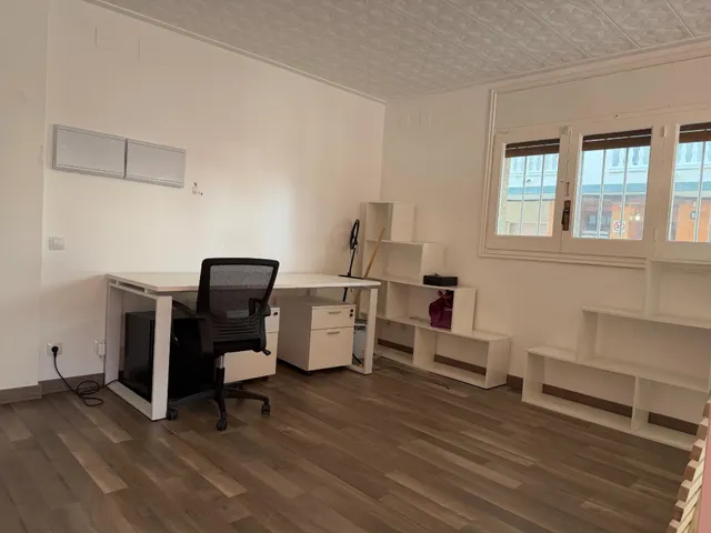 Local Comercial en Venta en Empuriabrava: Espacioso, Luminoso y Listo para Entrar — 23