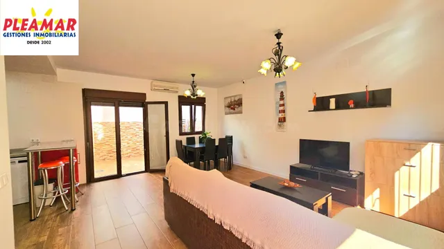 CASA TIPO DUPLEX DE TRES DORMITORIOS ZONA LOS CONQUISTADORES - foto 3