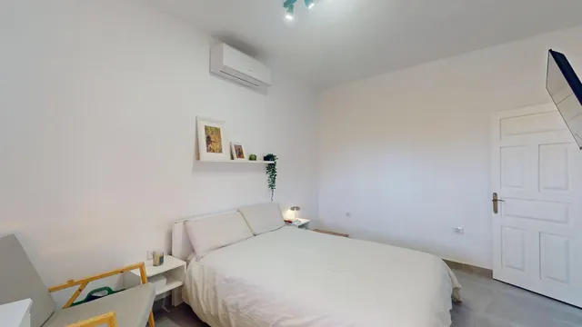Piso con terraza y terreno en Guimar — 16