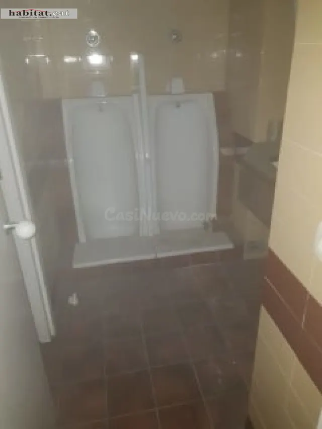 ¡¡LOCAL COMERCIAL EN SUBASTA - VILANOVA I LA GELTRÚ!! - foto 4