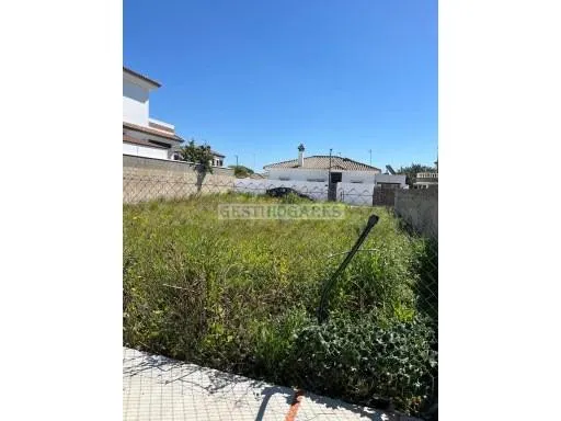 SUELO CON LICENCIA DE OBRAS URBANO Y URBANIZADO 500 m2 ZONA 