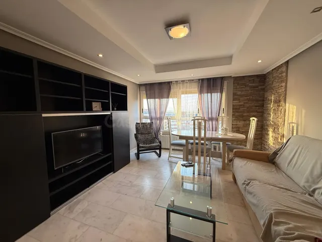 OPORTUNIDAD EN ALICANTE | LUZ, ALTURA Y VISTAS PRIVILEGIADAS — 5