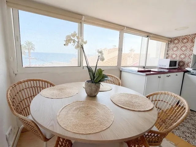 Exclusivo ático en primera línea de playa — 13