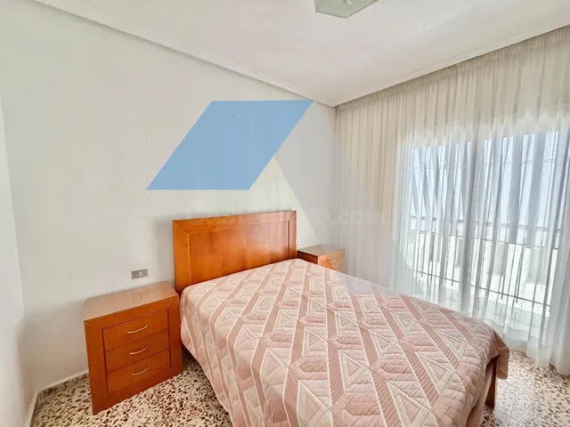 Piso en venta en el barrio de los ángeles, Alicante — 3
