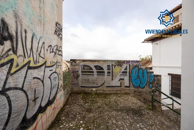 SE VENDE TERRENO URBANO PLURIFAMILIAR ZONA REAL DE CARTUJA Y JARDINES DEL TRIUNFO — 12
