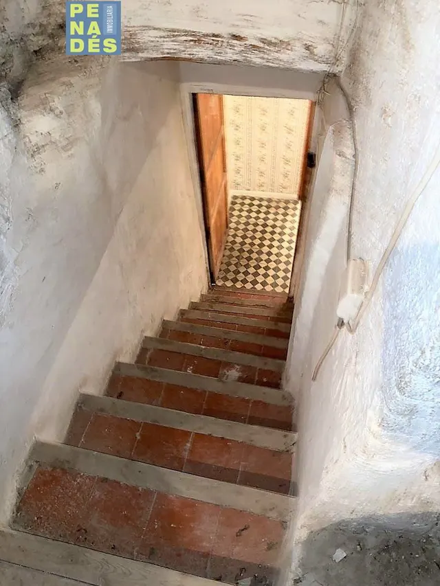 GRAN CASA PARA REFORMAR EN EL CENTRO DE AGULLENT — 9