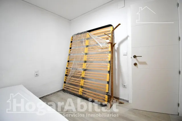 ¡REFORMADO A ESTRENAR! IMPECABLE, AMPLIO Y EXTERIOR CON BALCÓN — 25