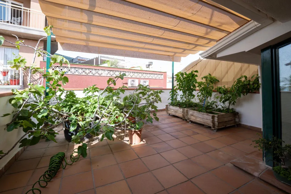 CASA EN VENDA ZONA CENTRE - MARÍTIM