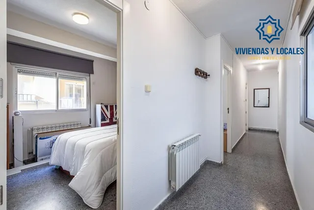 Piso amplio y luminoso en Ronda–Arabial — 12