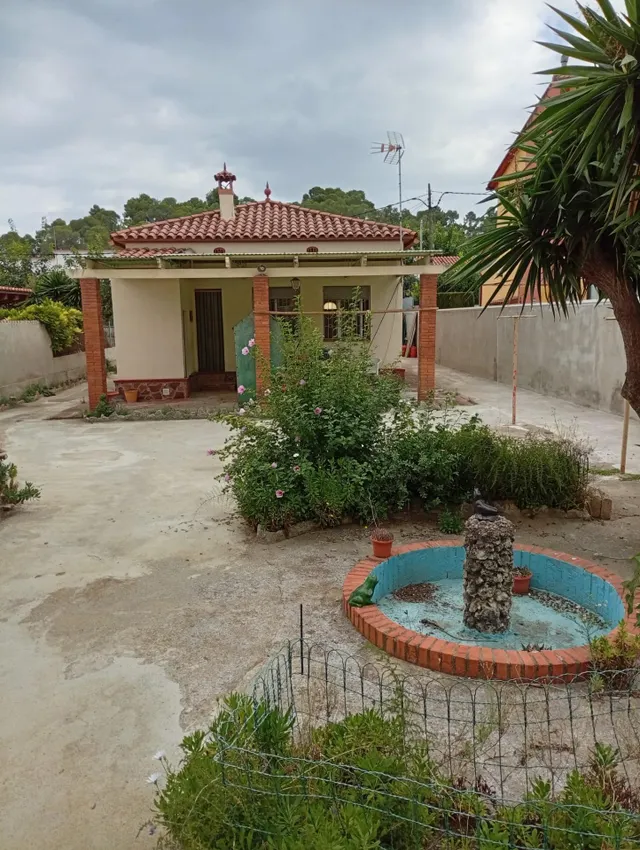 CASA EN LA MEJOR ZONA DE LA COLONIA — 26