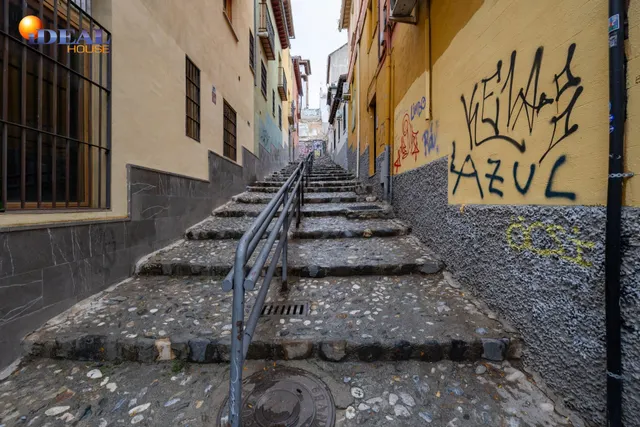 SE VENDE TERRENO URBANO PLURIFAMILIAR ZONA REAL DE CARTUJA Y JARDINES DEL TRIUNFO — 15