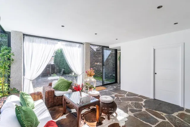 CASA CON ENCANTO EN LUGO — 12