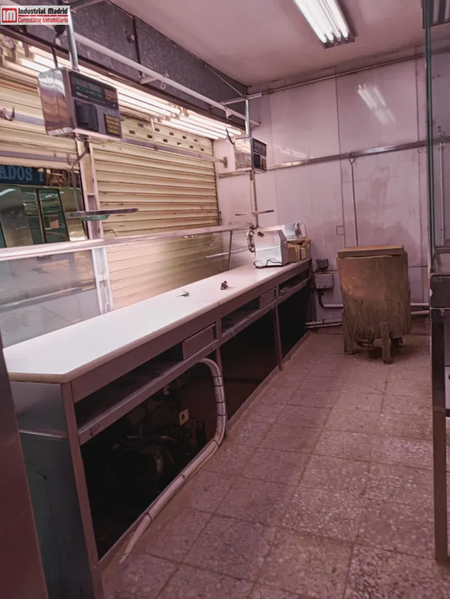 ALQUILER LOCAL COMERCIAL EN ARGANDA DEL REY — 2