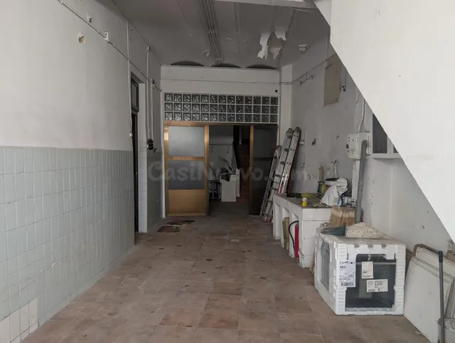 Amplia Planta Baja en Paterna con Proyecto de Vivienda - foto 5