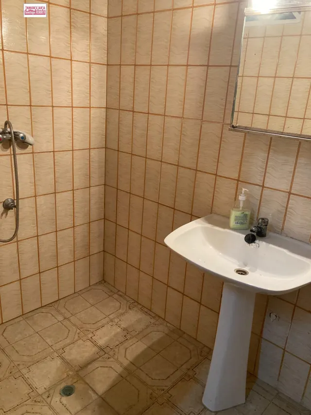 VENTA DE EDIFICIO FAMILIAR EN BENIFAIO (VALENCIA) — 25