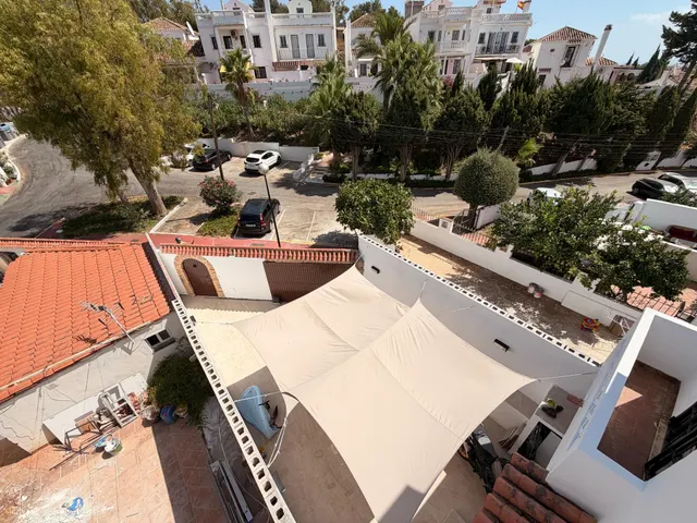 PAREADO EN LA SIERREZUELA , MIJAS - OPORTUNIDAD DE REFORMA — 30
