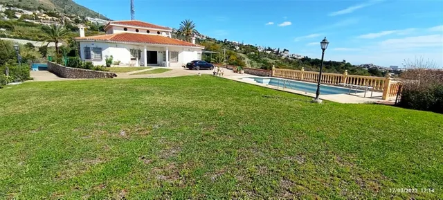 Chalet 7 habitaciones 595m² en venta - Centro — 32