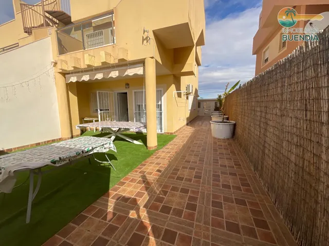 COQUETA VIVIENDA ADOSADA EN PLANTA BAJA CON AMPLIA PARCELA Y - foto 5
