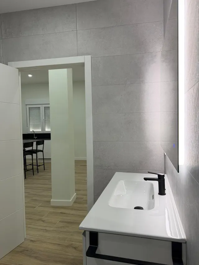 Exclusivo Piso en Alquiler - Calle Italia, Valladolid — 41