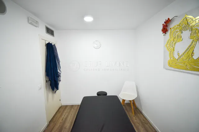 CENTRO DE ESTETICA Y MASAJES EN TRASPASO — 20
