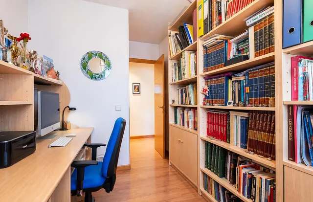 Oportunidad! Piso en Urb. Las Suertes — 29