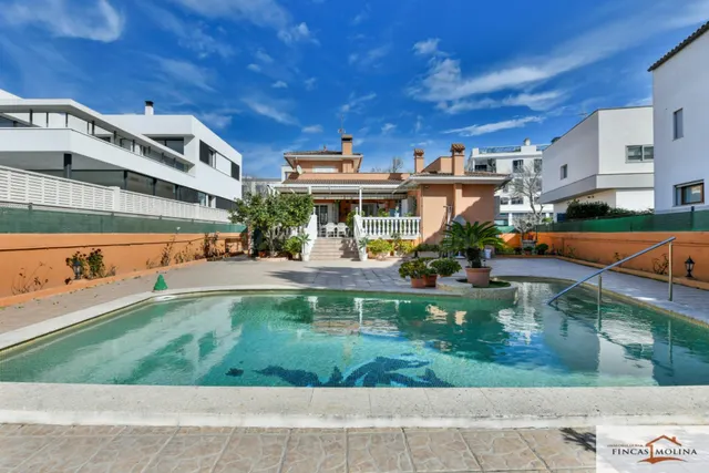 Chalet Independiente en Ciudad Jardín, Coll d'en Rabassa