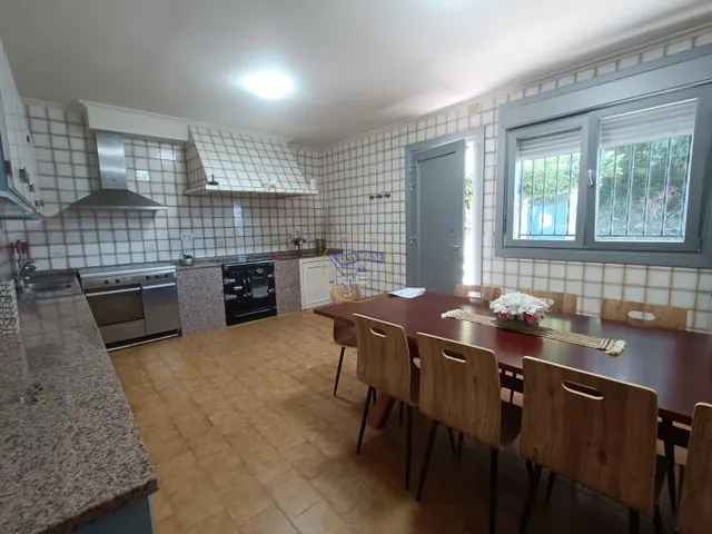 Casa en Cabral de 5 dormitorios con amplia parcela de unos 5.000 m2 — 29