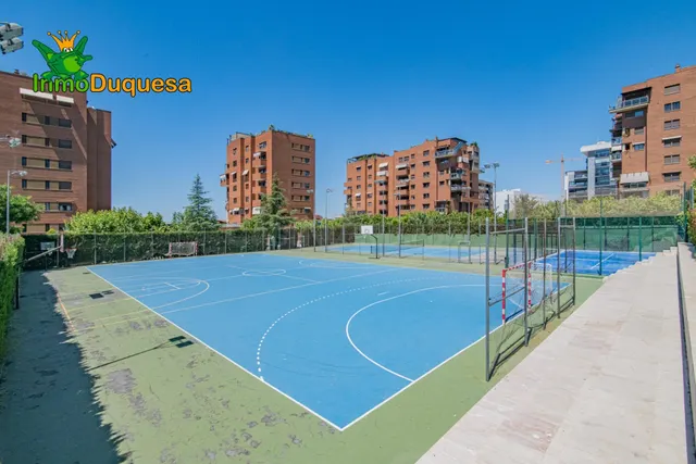 Ático duplex en zona estación de autobuses. Con 4 dormitorios y terraza ded 125 m2 — 4