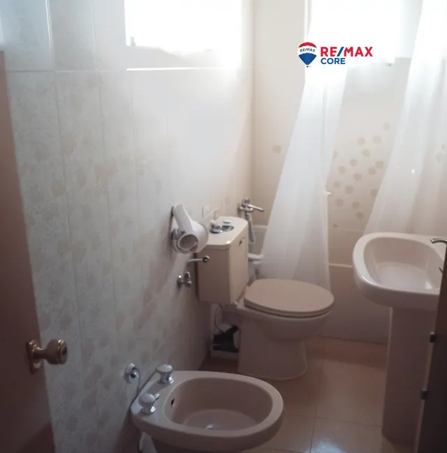Piso ubicado en el corazón del pueblo — 16