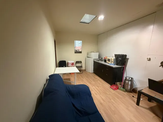 ALQUILER DE DOS NAVES UNIDAS EN POLIGONO MEJOSTILLA — 9