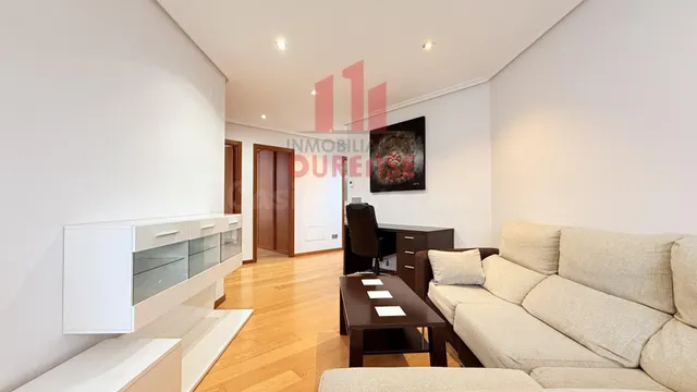 PRECIOSA VIVIENDA SEMINUEVA SITUADA EN O COUTO — 5
