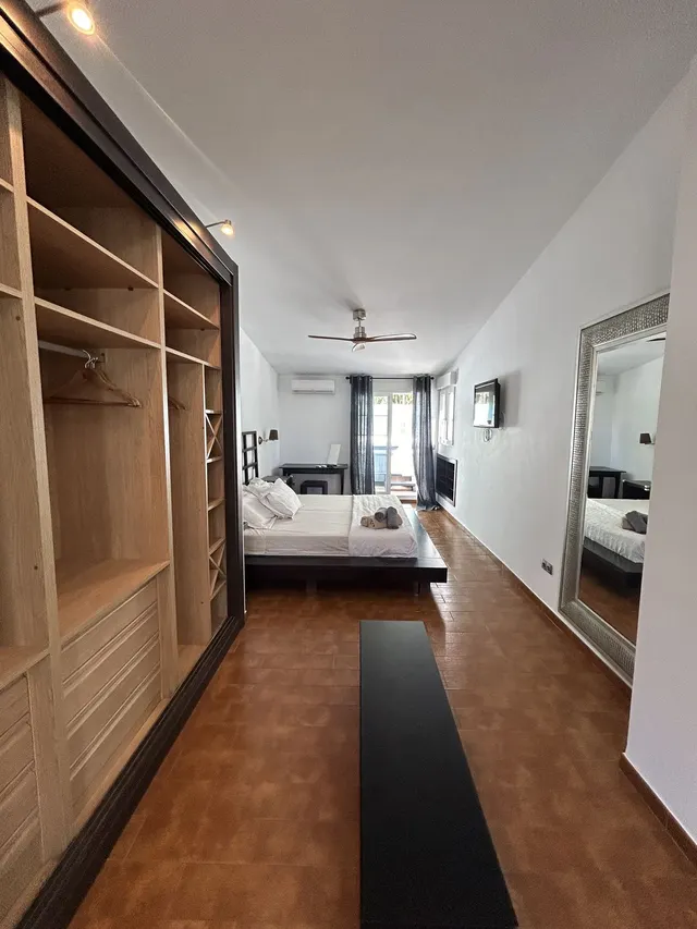 Villa 4 habitaciones 220m² en alquiler - Marbella — 12