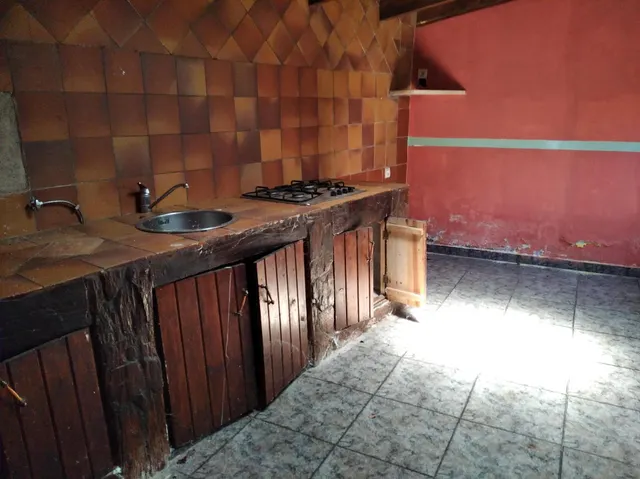 CASA PARA REFORMAR EN LAGUNA DE LOS NEGRILLOS - foto 2