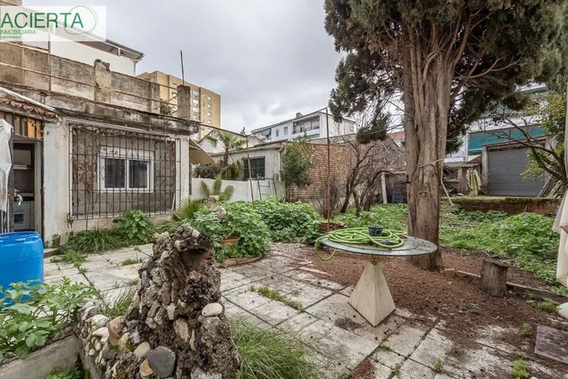 Casa con Parcela a Reformar en Granada — 4