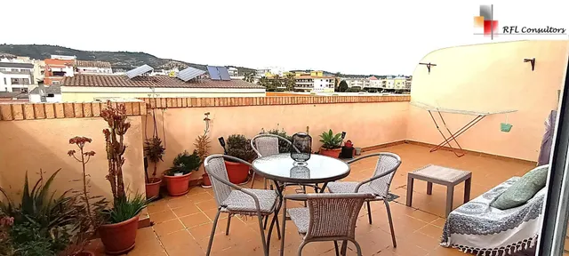 PRECIOSO ÁTICO LUMINOSO CON GRAN TERRAZA - foto 3