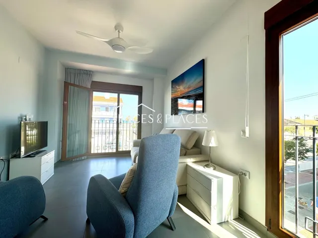 Alquiler de Piso 3 Dormitorios 2 Baños Vista al Mar — 8