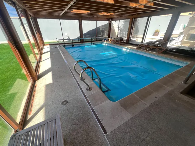 CHALET INDIVIDUAL CON PISCINA PRIVADA EN ERAS DE RENUEVA — 34