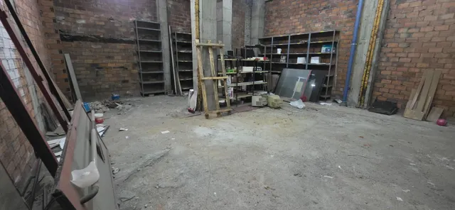 LOCAL COMERCIAL ACONDICIONADO DE 350 METROS EN PLENA — 31